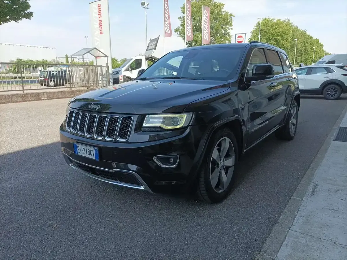 Usata Jeep Grand Cherokee Overland 250 CV (183 kW) 2014 Nero SUV