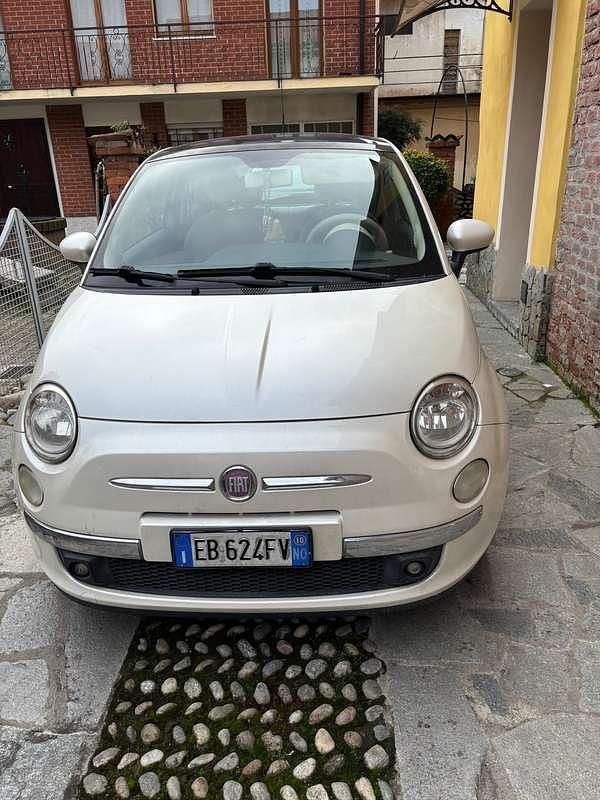 Usata Fiat 500 Pop 75 CV (55 kW) 2010 Bianco Utilitaria