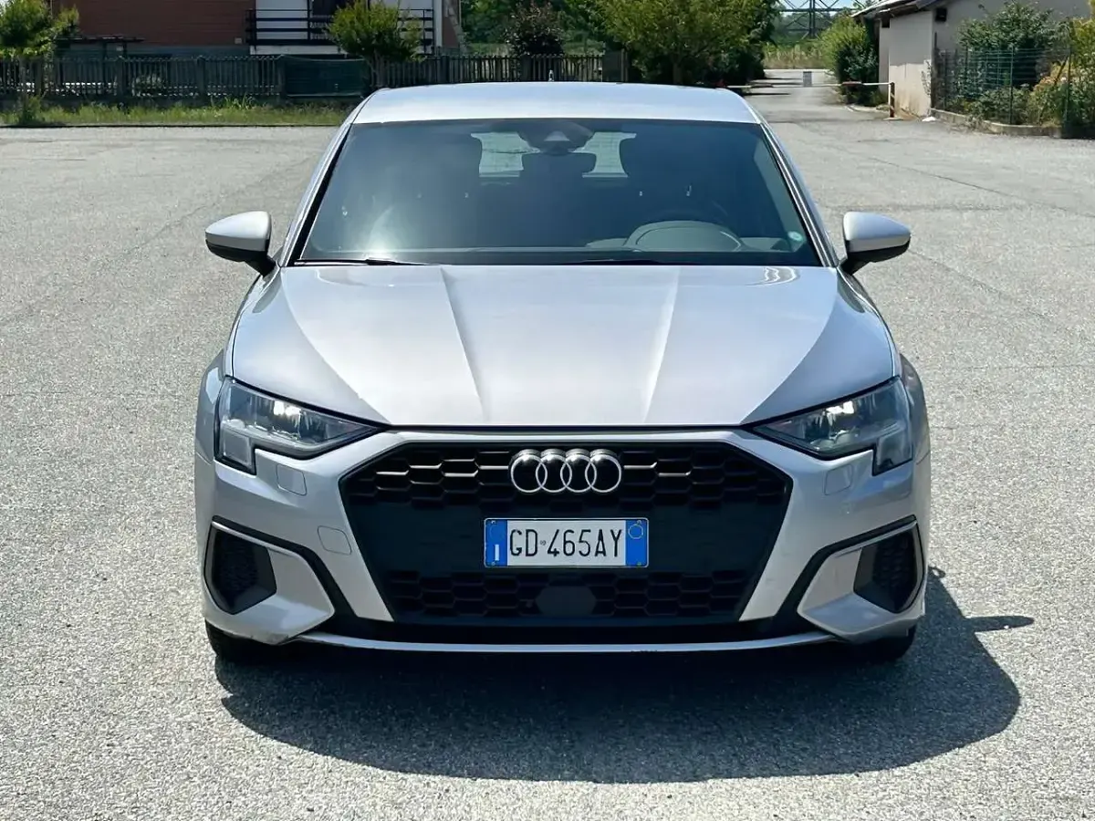 Usata Audi A3 Advanced 150 CV (110 kW) 2020 Argento Berlina