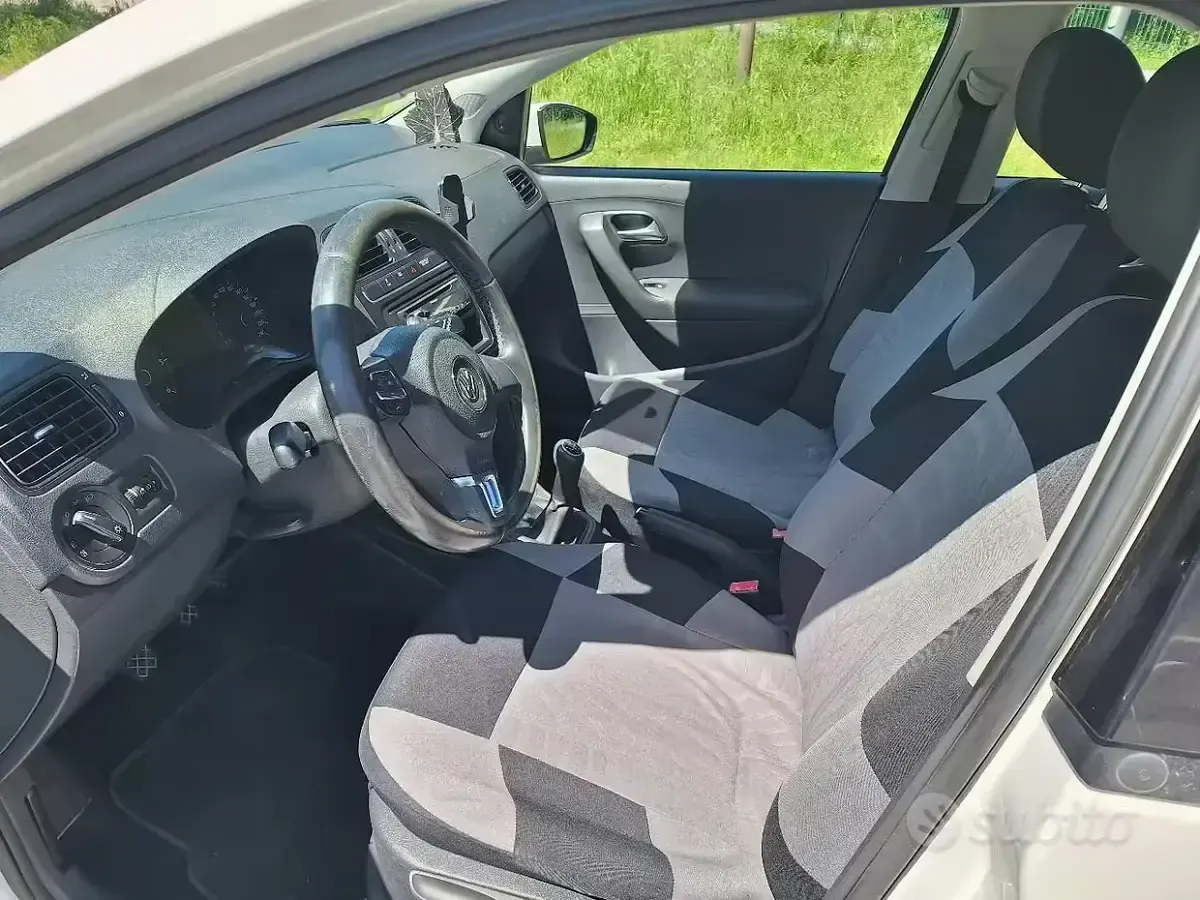 Usata VW Polo 75 CV (55 kW) 2011 Utilitaria
