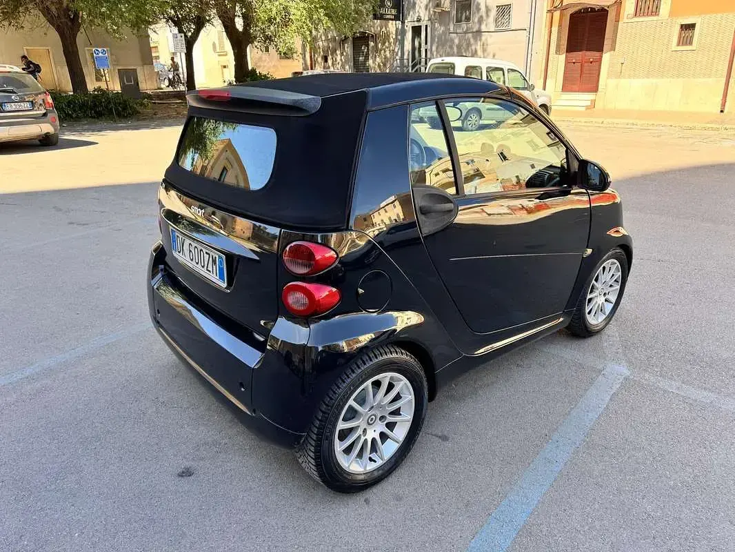 Usata Smart ForTwo Cabrio Passion 84 CV (61 kW) 2007 Nero Cabrio