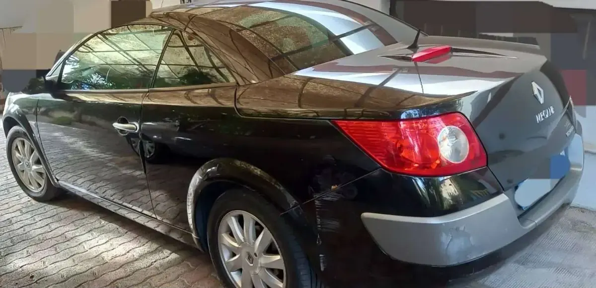 Usata Renault Mégane Cabriolet Dynamique 131 CV (96 kW) 2006 Nero Cabrio