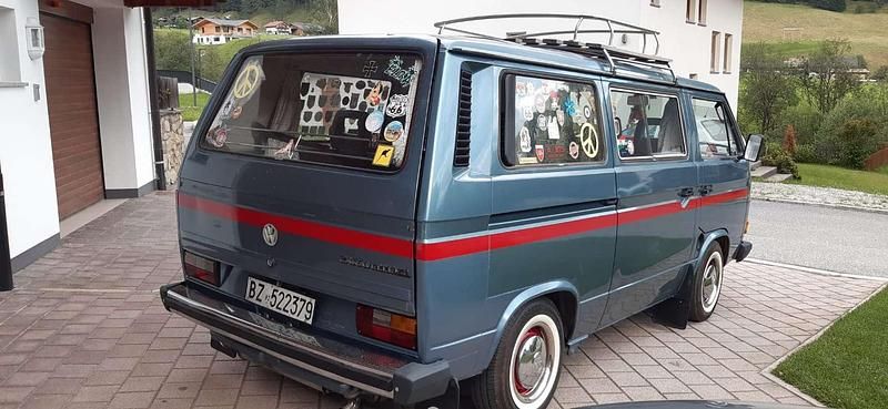 Usata VW Caravelle 69 CV (50 kW) 1990 Blu/azzurro Furgone