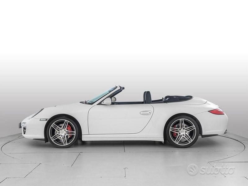 Usata Porsche 911 Carrera 4S Cabriolet 385 CV (283 kW) 2009 Bianco Cabrio