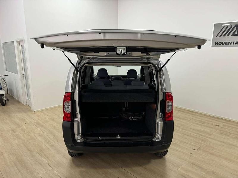 Usata Peugeot TePee 75 CV (55 kW) 2012 Argento Station wagon