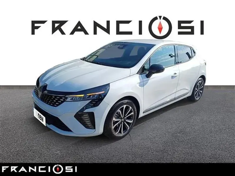 Usata Renault Clio Techno 100 CV (73 kW) 2025 Bianco Utilitaria