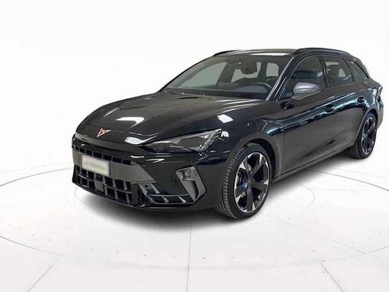 Nero / pastello Usata 2025 Cupra Leon Station wagon | 29.400 € (Cara) - Immagine 1/4