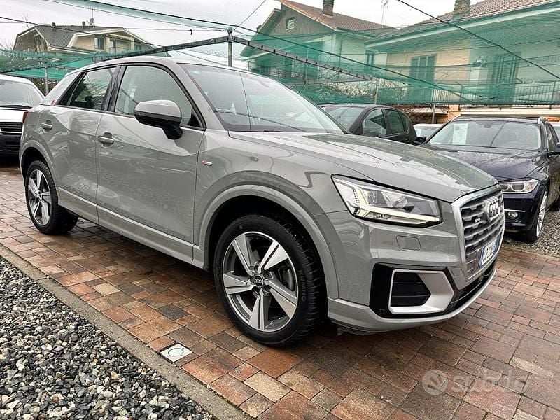 Usata Audi Q2 150 CV (110 kW) 2021 Grigio SUV
