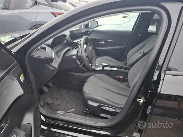 Usata Peugeot 208 Allure 2025 Utilitaria