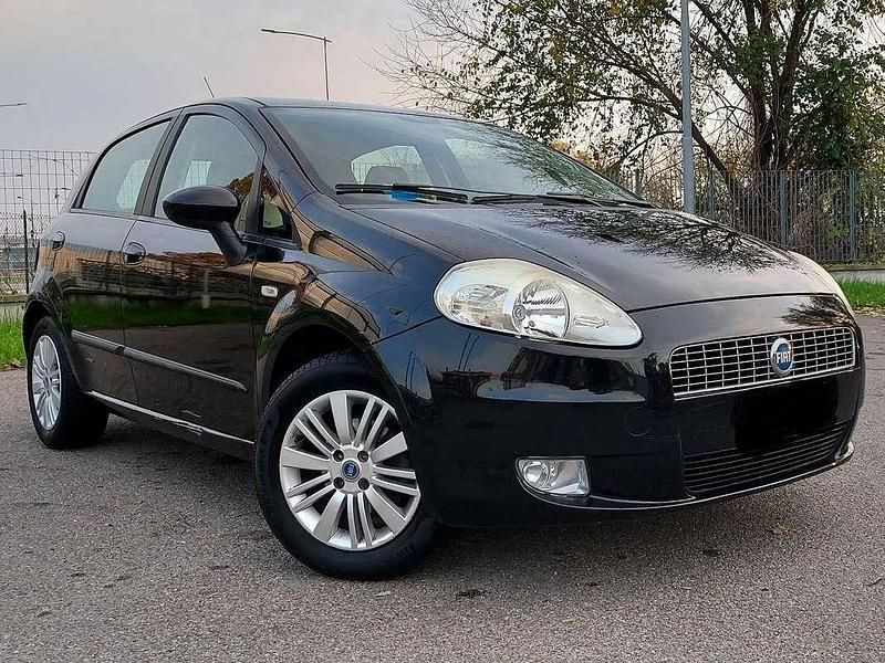 Usata Fiat Grande Punto Active 65 CV (47 kW) 2006 Nero Utilitaria