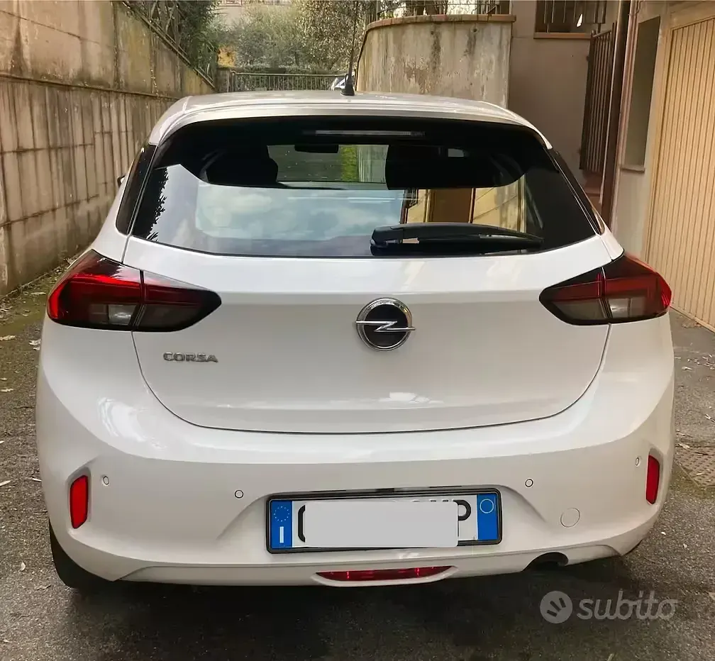Occasion Opel Corsa 102 ch (75 kW) 2023 Blanc Citadine