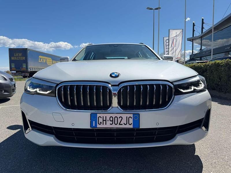 Usata BMW 518 Luxury Line 150 CV (110 kW) 2021 Bianco Station wagon