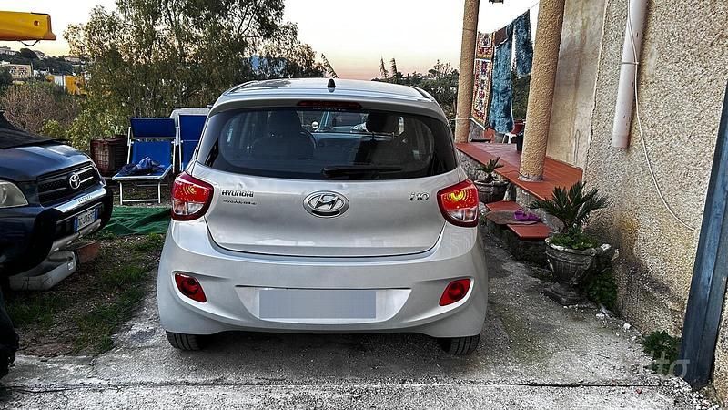 Usata Hyundai i10 2015 Grigio Utilitaria