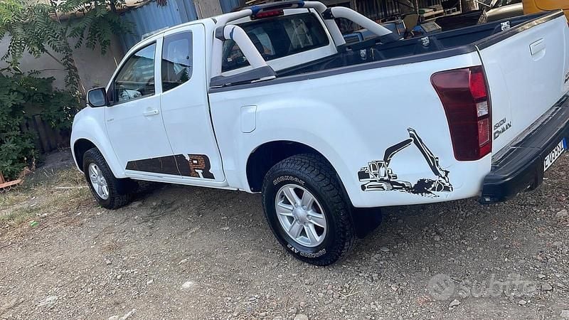 Usata Isuzu D-Max 163 CV (119 kW) 2016 SUV