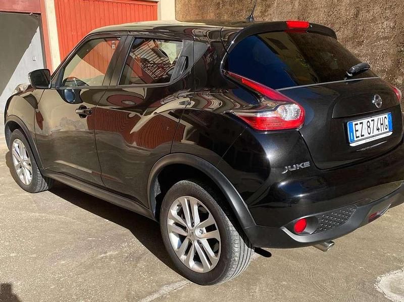 Usata Nissan Juke Acenta 110 CV (80 kW) 2015 Nero SUV
