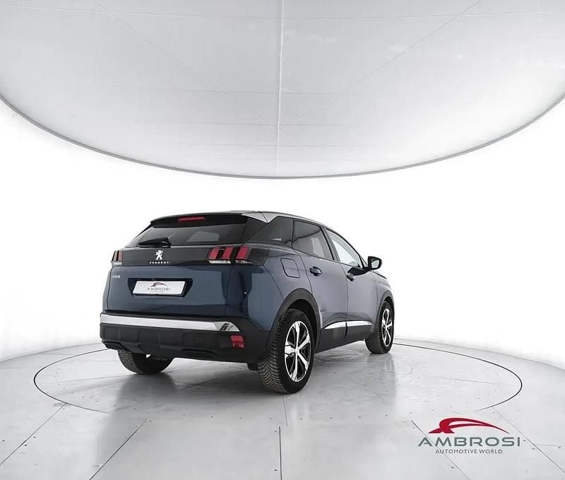 Usata Peugeot 3008 Allure 131 CV (96 kW) 2022 Blu SUV