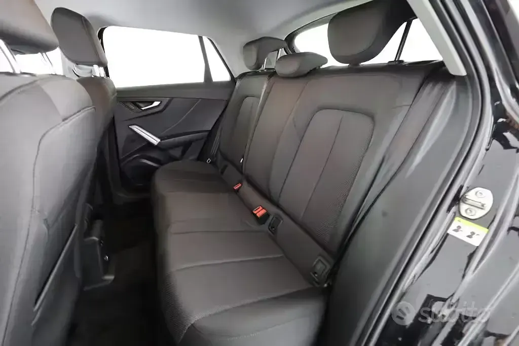Usata Audi Q2 Comfort 116 CV (85 kW) 2020 Nero mythos SUV