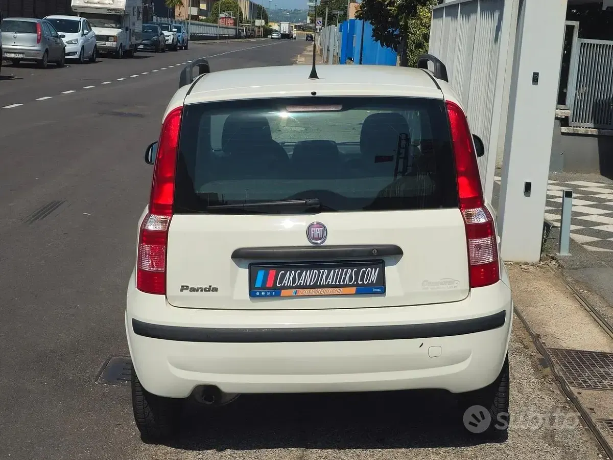 Usata Fiat Panda Dynamic 69 CV (50 kW) 2012 Bianco Utilitaria