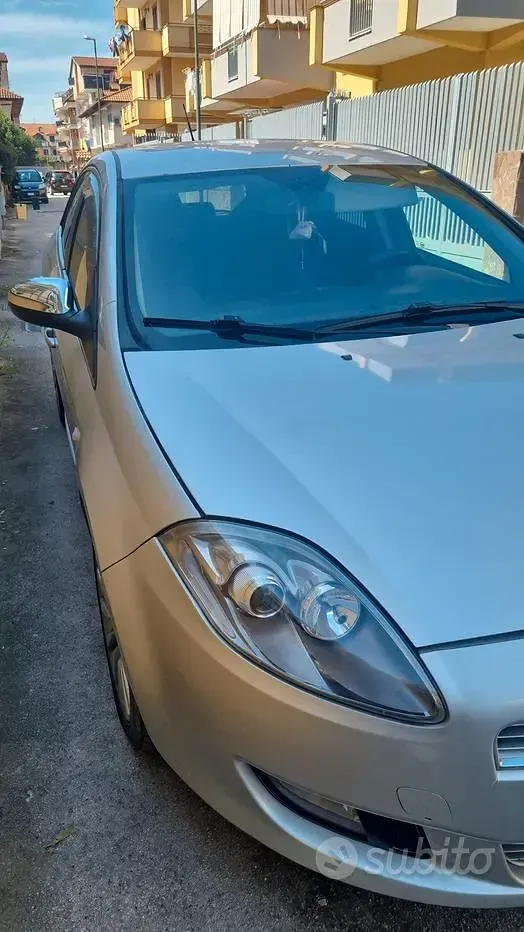 Usata Fiat Bravo 105 CV (77 kW) 2009 Grigio Utilitaria
