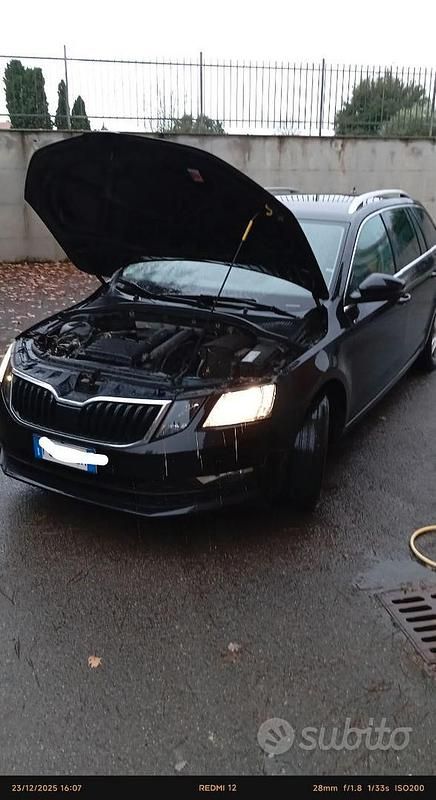 Usata Skoda Octavia G-TEC 2017 Nero Station wagon