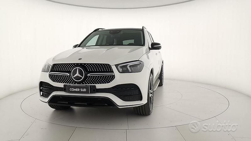 Usata Mercedes GLE400 Premium Plus 330 CV (242 kW) 2022 Bianco SUV