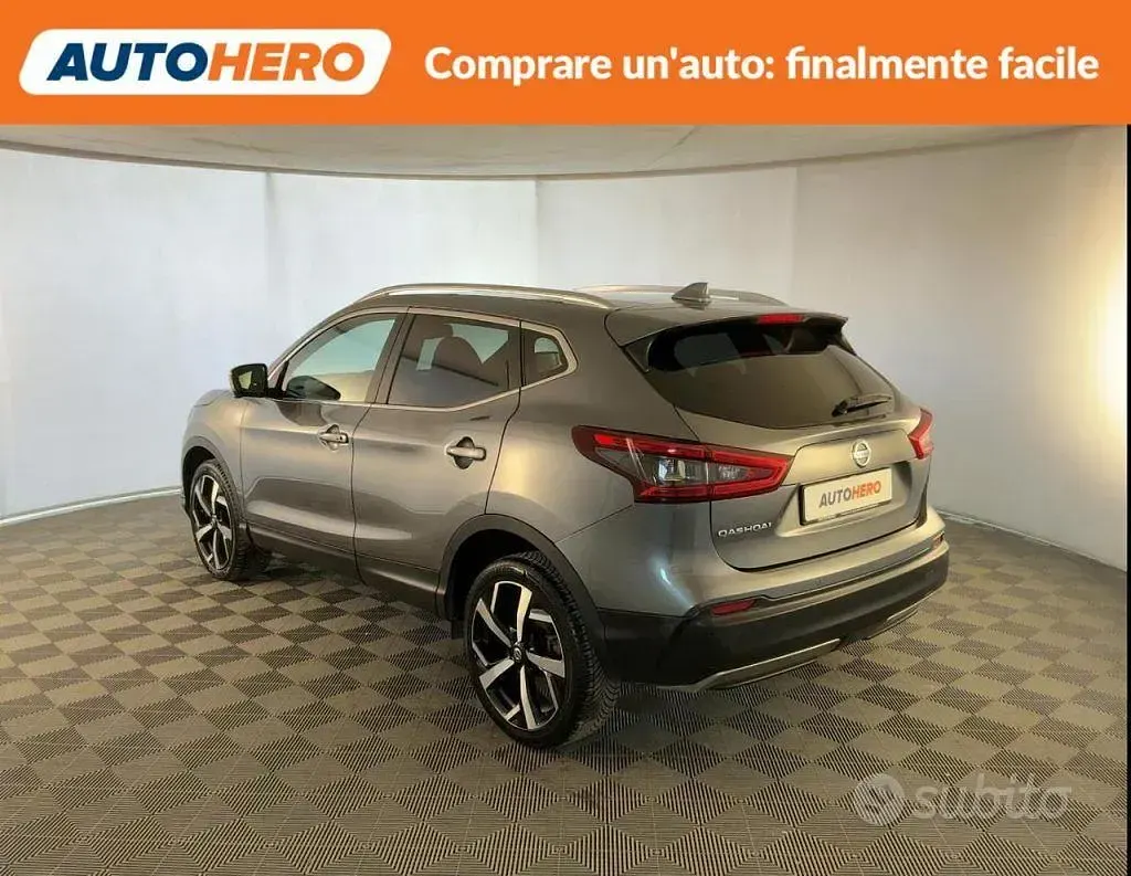 Usata Nissan Qashqai Tekna 131 CV (96 kW) 2018 Grigio SUV