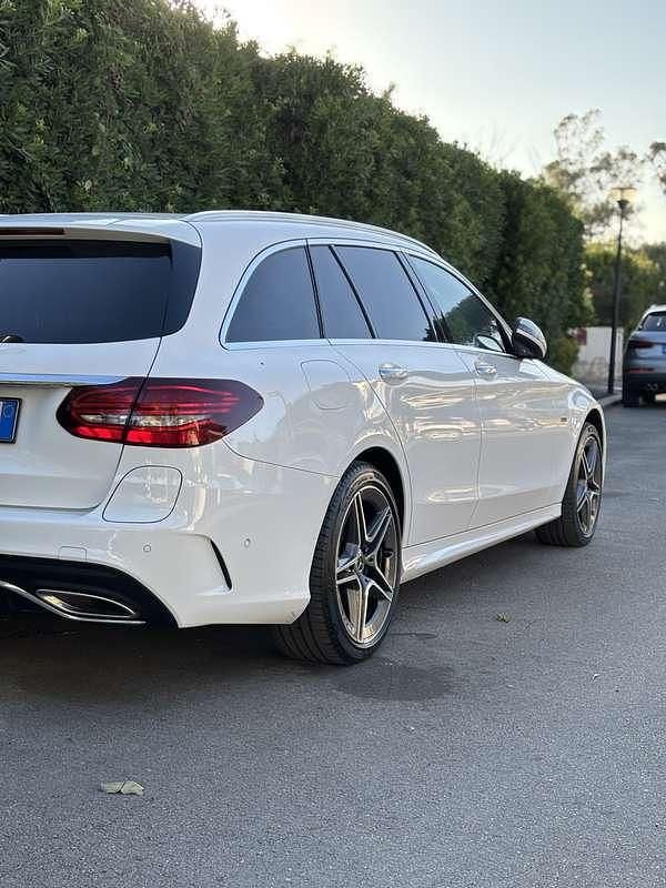Usata Mercedes C300e AMG line 211 CV (155 kW) 2019 Bianco Station wagon