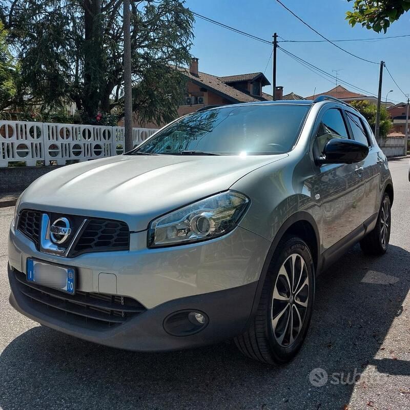 Usata Nissan Qashqai 2013 Grigio SUV