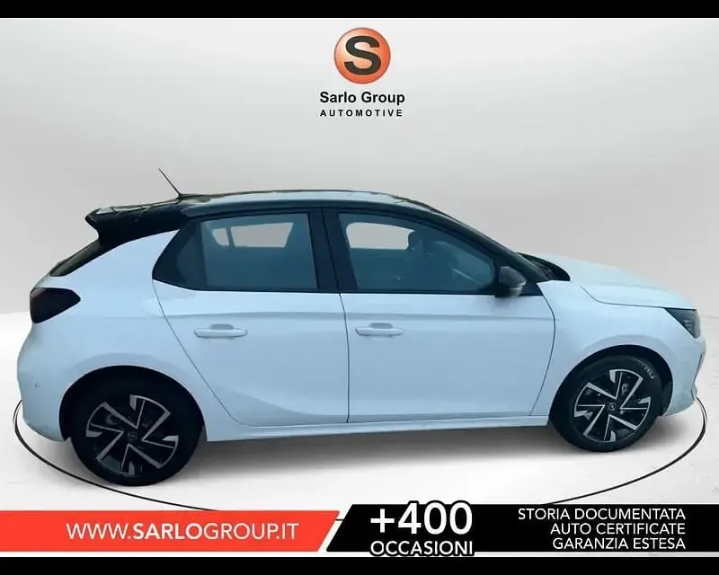 Usata Opel Corsa 101 CV (74 kW) 2024 Bianco Utilitaria