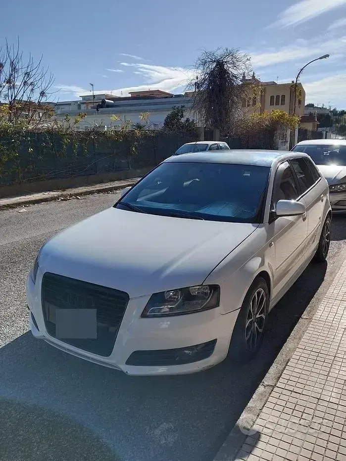 Usata Audi A3 S-Line 105 CV (77 kW) 2012 Bianco Utilitaria
