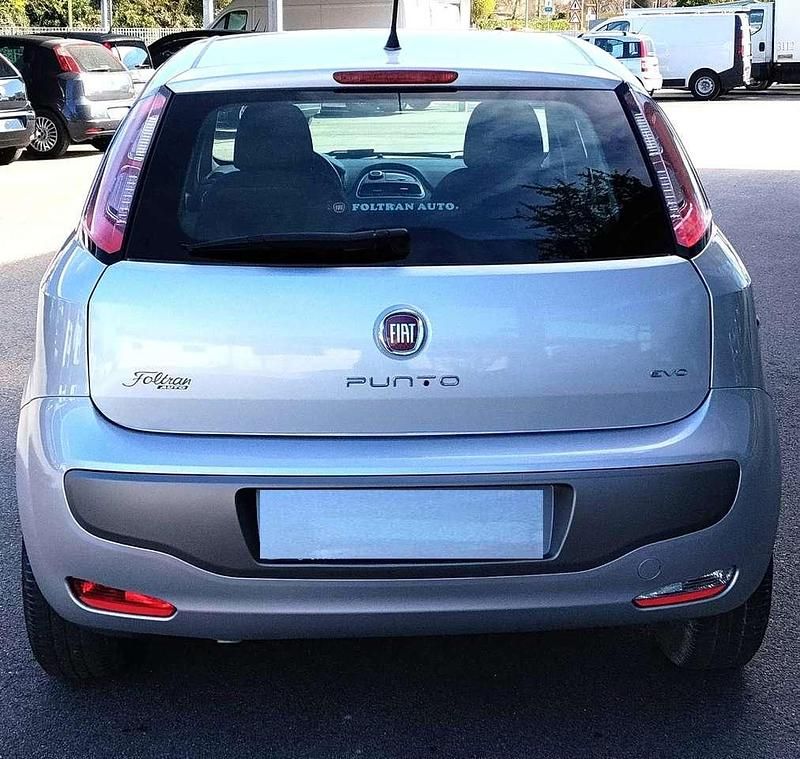 Usata Fiat Punto Evo Dynamic 69 CV (50 kW) 2010 Argento Utilitaria