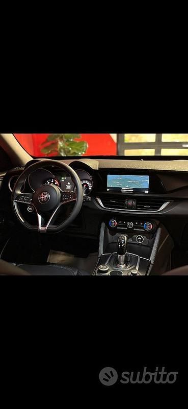 Usata Alfa Romeo Stelvio 210 CV (154 kW) 2019 Nero SUV