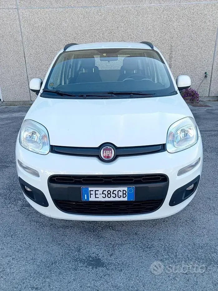 Usata Fiat Panda Lounge 95 CV (69 kW) 2016 Bianco Utilitaria
