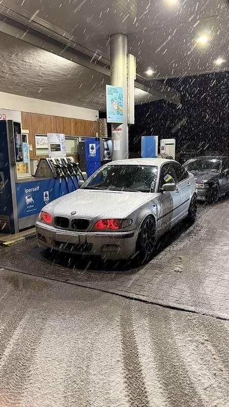 Usata BMW 318 M Sport 143 CV (105 kW) 2001 Berlina