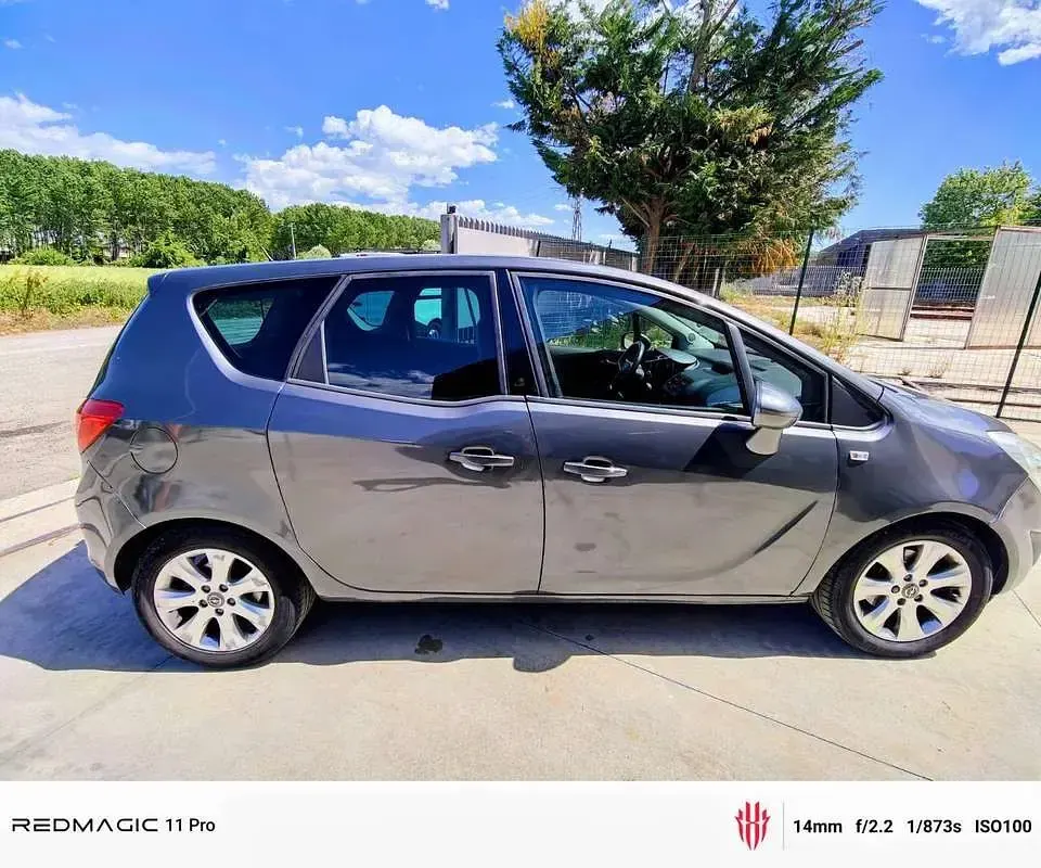 Gebraucht Opel Meriva 95 PS (69 kW) 2012 Grau Van / Kleinbus
