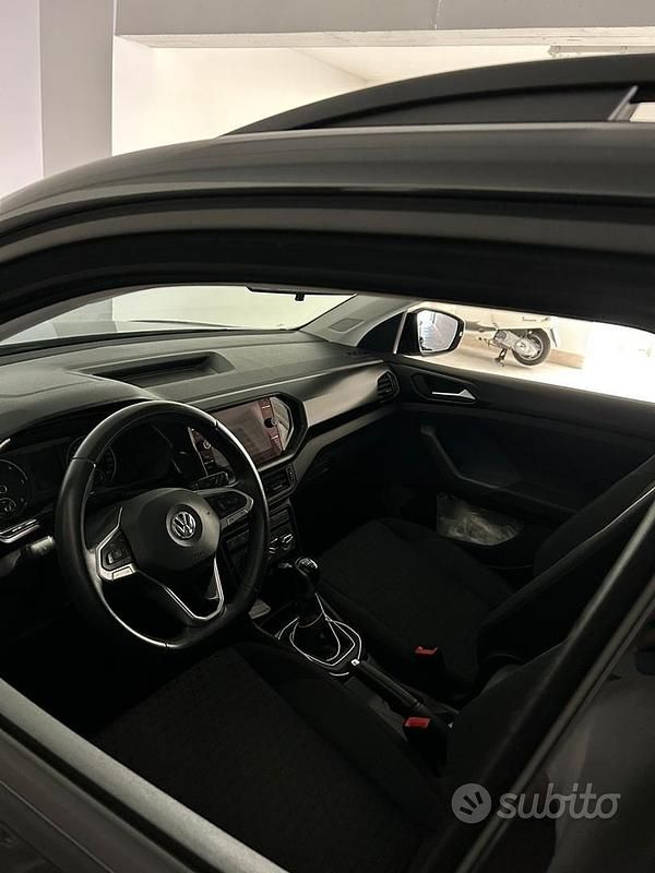 Usata VW T-Cross 95 CV (69 kW) 2020 Nero SUV