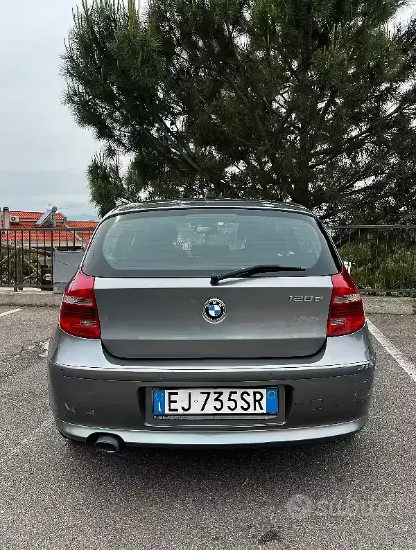 Usata BMW 120 177 CV (130 kW) 2011 Grigio Utilitaria