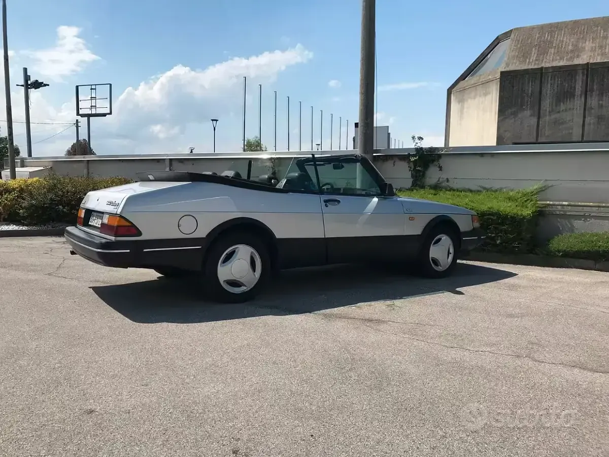 Usata Saab 900 Cabriolet 1988 Grigio Cabrio