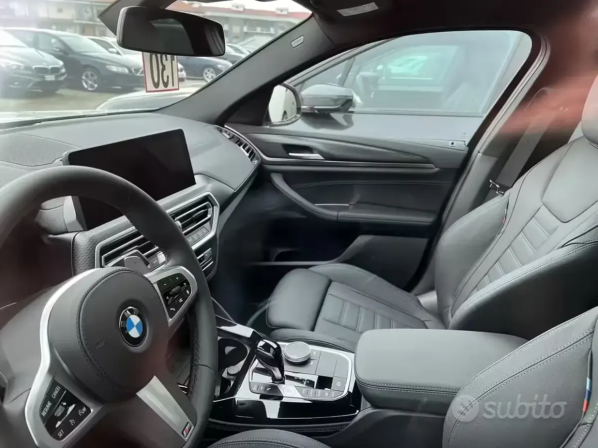 Usata BMW X4 249 CV (183 kW) 2023 Grigio SUV