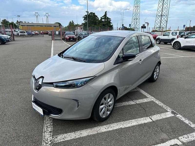 Grigio Usata 2017 Renault Zoe Intens Due volumi | 7790 € (Ottimo prezzo) - Immagine 1/4