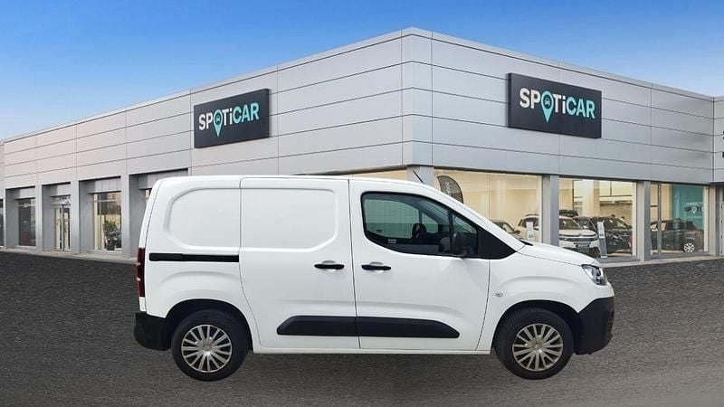 Usata Citroën Berlingo 99 CV (72 kW) 2019 Bianco Monovolume