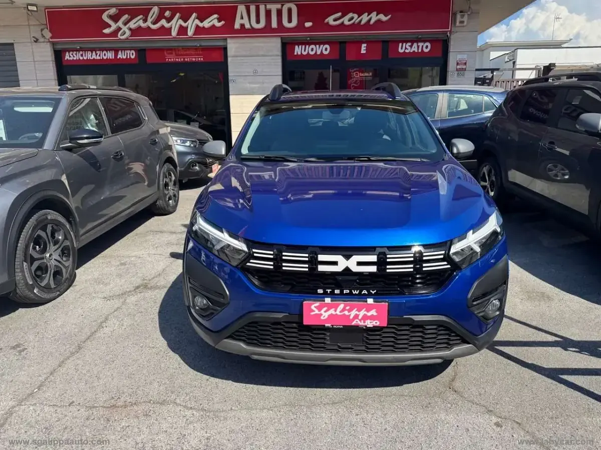 Usata Dacia Sandero Expression 101 CV (74 kW) 2023 Blu/azzurro Berlina