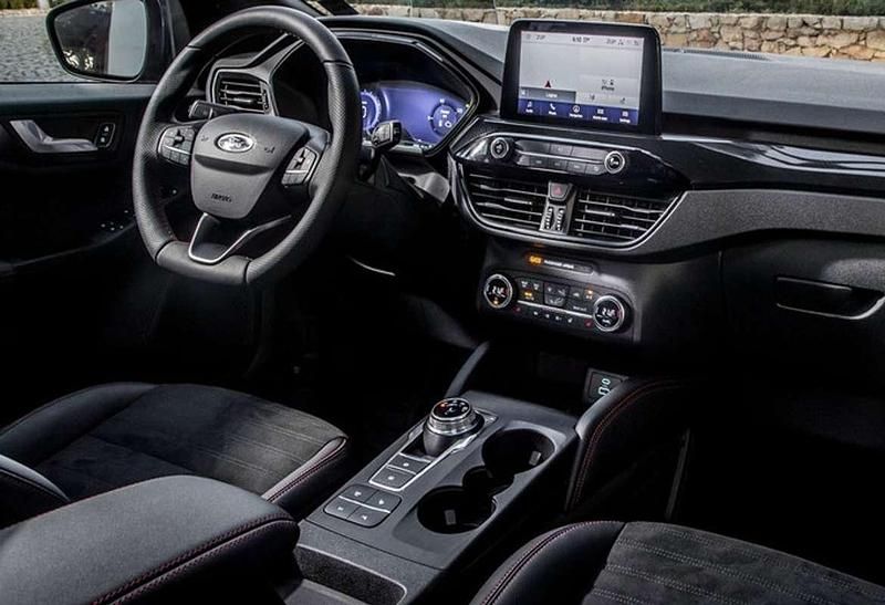 Usata Ford Kuga ST-Line X 150 CV (110 kW) 2021 Grigio SUV