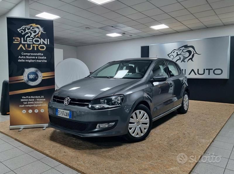 Usata VW Polo Comfortline 75 CV (55 kW) 2013 Grigio Berlina
