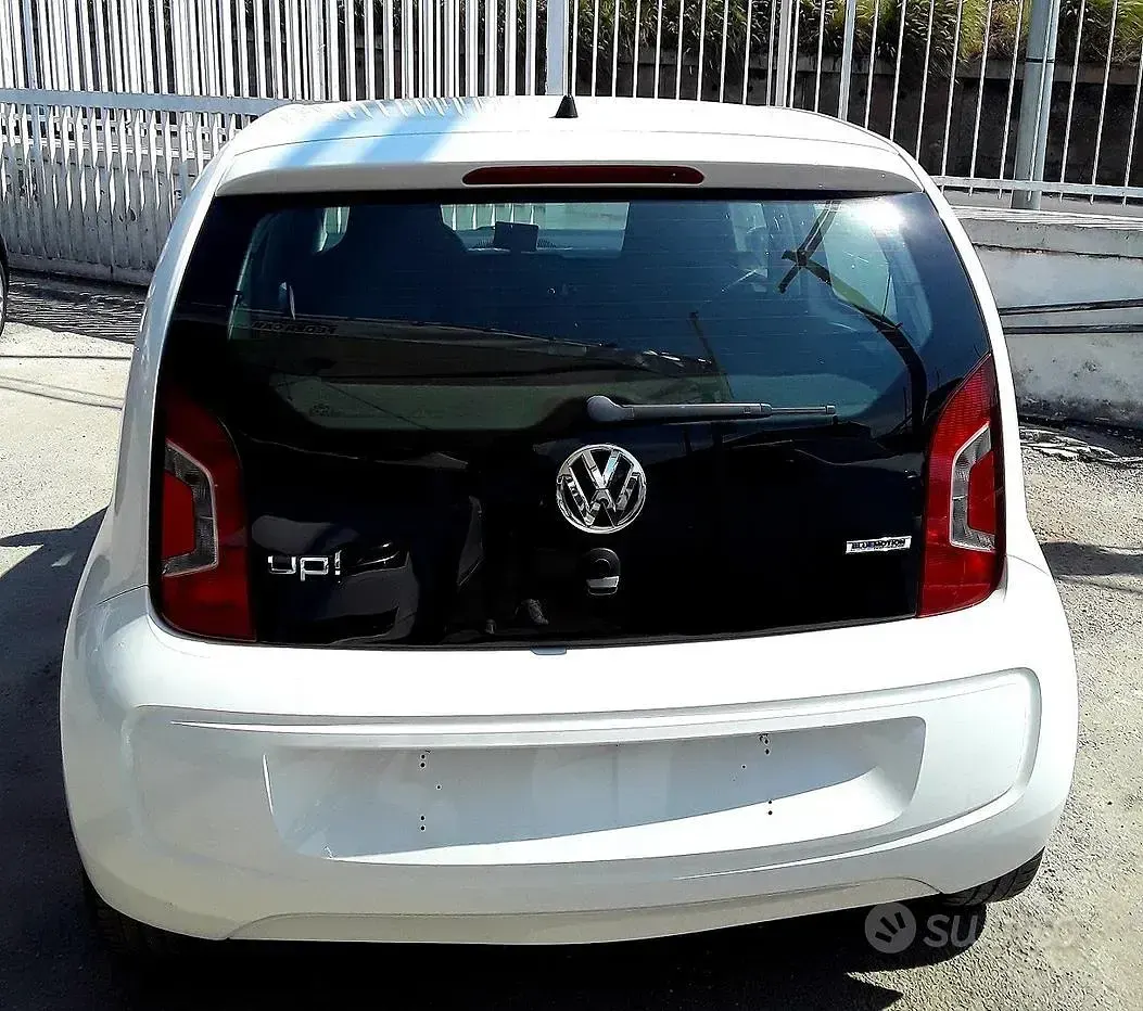 Usata VW up! 60 CV (44 kW) 2017 Bianco Utilitaria