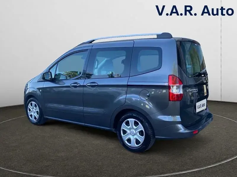 Usata Ford Tourneo Connect 101 CV (74 kW) 2017 Other Monovolume