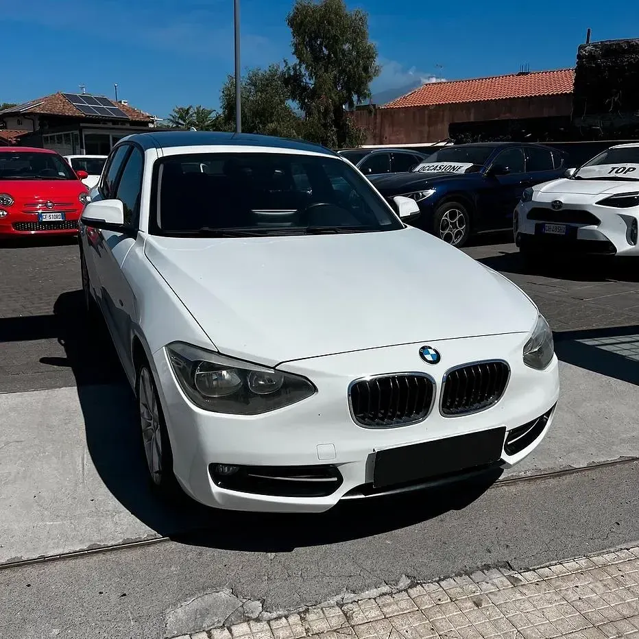 Usata BMW 114 95 CV (69 kW) 2014 Bianco Utilitaria