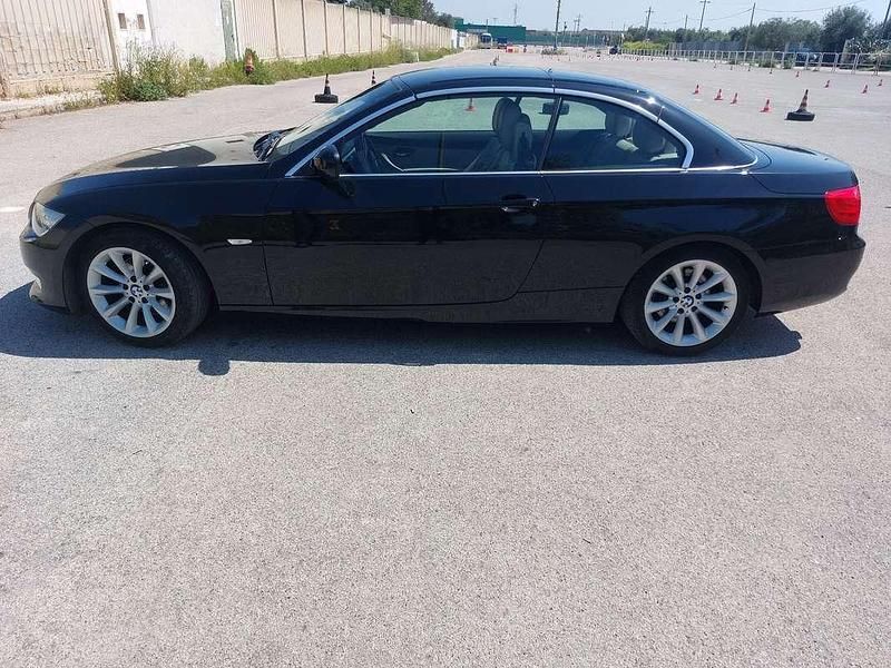 Usata BMW 320 Cabriolet Efficient Dynamics 184 CV (135 kW) 2010 Cabrio
