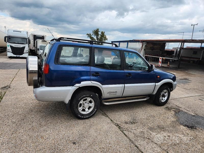 Usata Nissan Terrano 125 CV (91 kW) 1998 Blu SUV