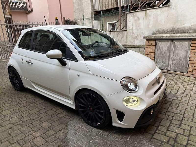 Usata Abarth 595 144 CV (105 kW) 2016 Utilitaria